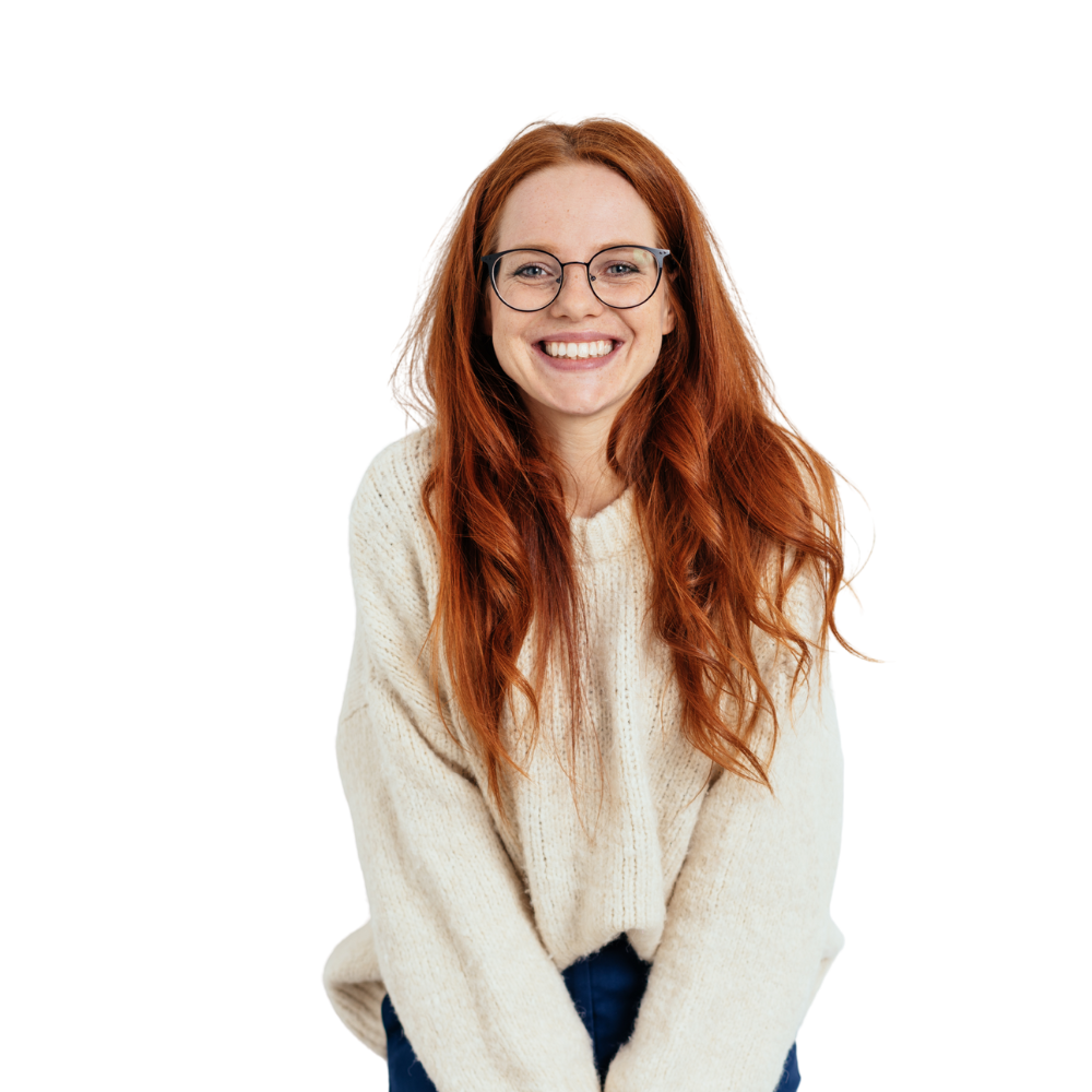 jeune étudiante rouse portant des lunettes