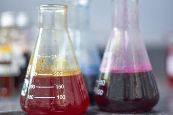 Recherches sur de nouveaux colorants innovants pour le coton